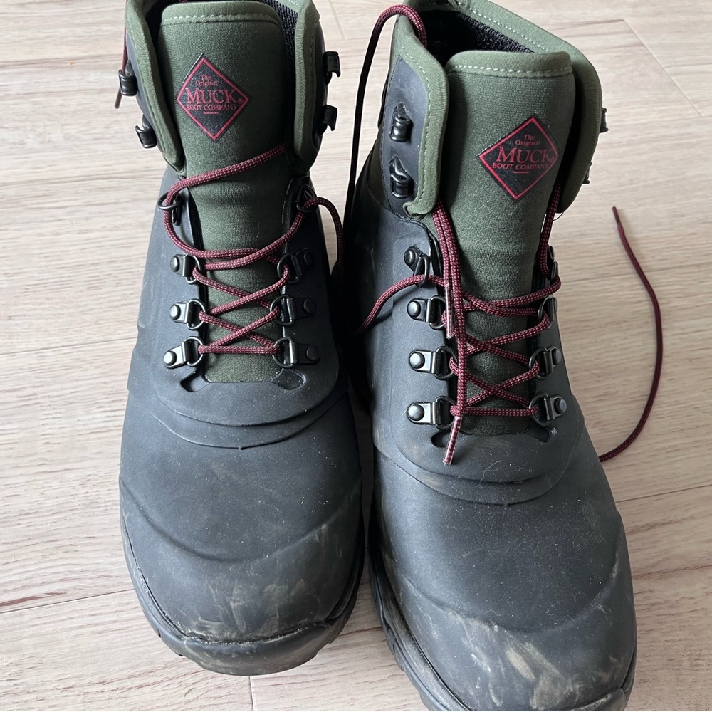 Muck Apex Men's waterproof lace up boots